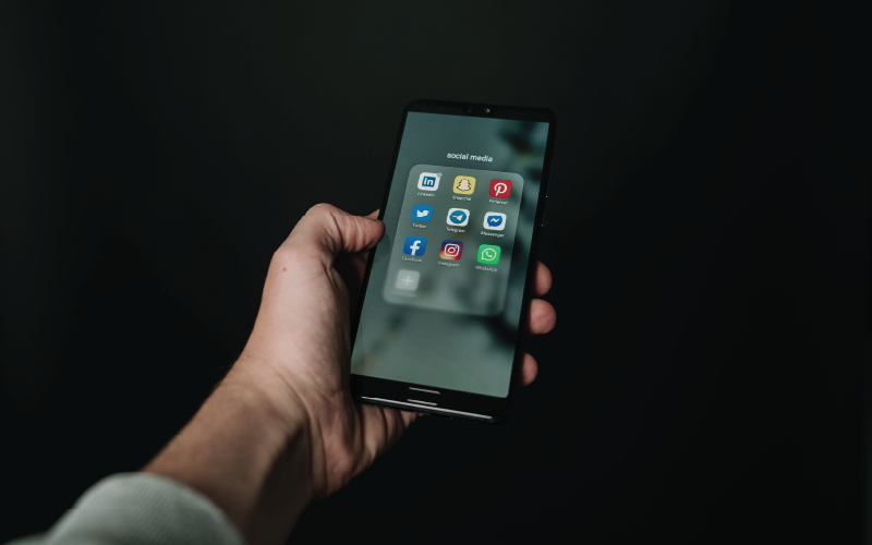 Become a Social Media Consultant